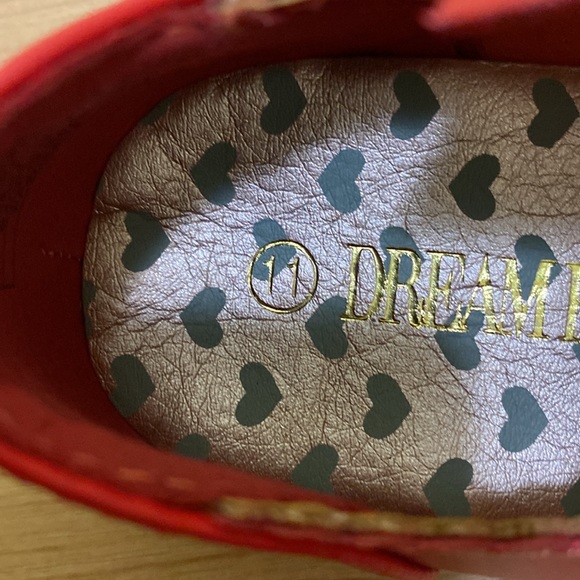 Adorable Red Ballerina Flats - Picture 2 of 3